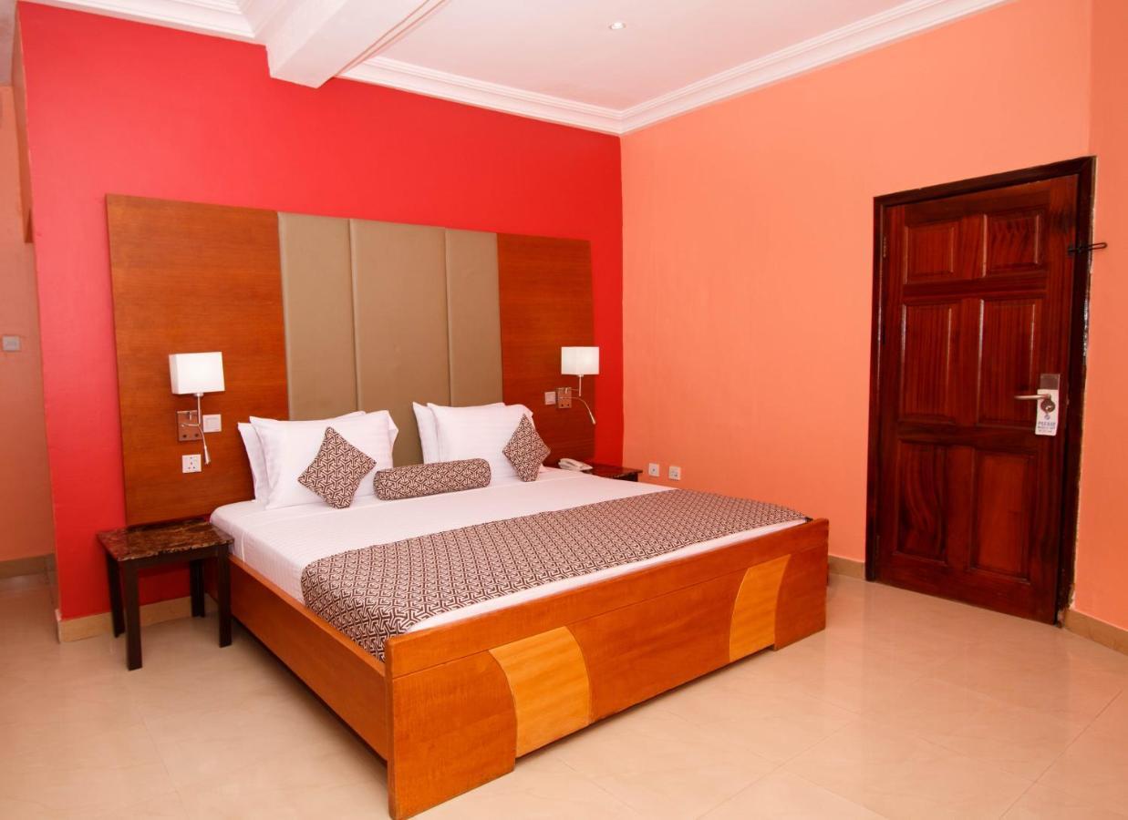 Prestige Suites Accra Exterior photo